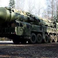 Путин: Россия вооружится еще 22 ядерными ракетами