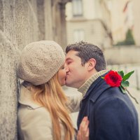 Романтические отношения могут изменить человека