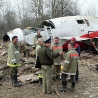 С фрагментами польского Ту-154 работают взрывотехники