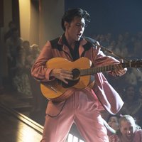Bazs Lūrmans atklāj, ka ir arī filmas 'Elviss' četru stundu versija