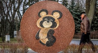 Умер художник Виктор Чижиков, создавший Олимпийского мишку