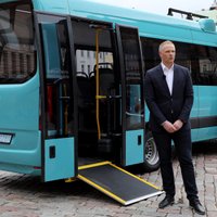 Latvijā saražoti pirmie elektriskie mikroautobusi pasažieru pārvadāšanai