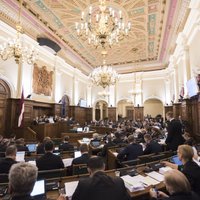 Ministru algas un solidaritātes nodoklis: Saeima atbalsta nākamā gada budžetu