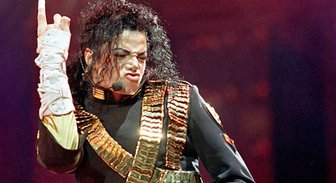 Forbes назвал Майкла Джексона самой богатой покойной звездой 2017 года