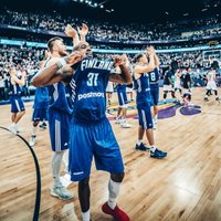 Video: Somijas basketbolisti ar neticamu uzvaru mājās uzsāk 'Eurobasket 2017'