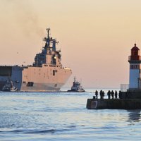 Francijā ūdenī nolaists otrs 'Mistral' klases kuģis