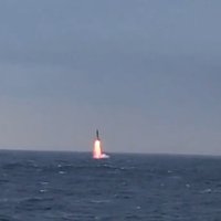 ВИДЕО: в Белом море с подлодки запущена баллистическая ракета "Булава"