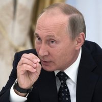 Putins nosoda 'histēriskos apgalvojumus' par Krievijas jaukšanos ASV vēlēšanās