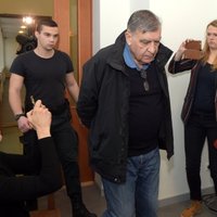Суд отпустил на свободу подозреваемого в деле о коррупции в Rīgas satiksme Козака