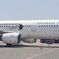 Lidmašīnas sprādzienu Somālijā, iespējams, izraisījusi bumba