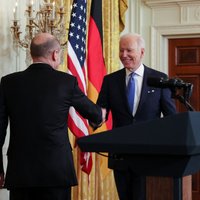 Baidens: ASV un Vācija iet soli solī, lai atturētu Krieviju no agresijas