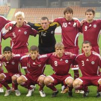 Сборная Латвии неудачно стартовала на турнире Гранаткина