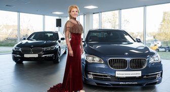 Foto: Ar vērienu Rīgā atklāts Baltijā lielākais BMW autocentrs