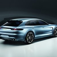 'Porsche Panamera' sportiskā universāļa hibrīds 'Sport Turismo'