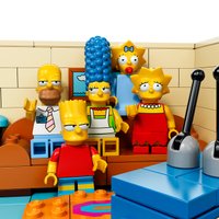 'Lego' un 'Fox' panāk vienošanos: taps rotaļlietas ar Simpsonu tēliem