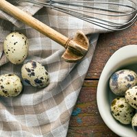 Kā izmantot paipalu olas? Septiņas receptes Lieldienu svētku galdam