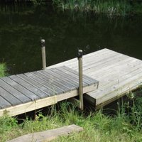 Сделай сам: Как построить недорогой и простой понтонный мостик для пруда
