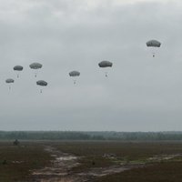ФОТО: массовый десант сил НАТО на Адажском полигоне
