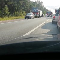 Video: Vairāku auto sadursme netālu no Jūrmalas