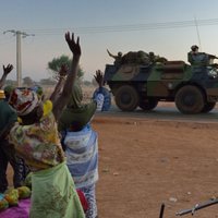 Мали: в заложниках у исламистов 40 иностранцев; к операции подключилась Германия