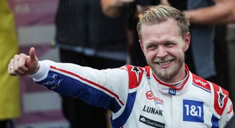 'Haas' pilots Magnusens sensacionāli uzvar Brazīlijas posma kvalifikācijā