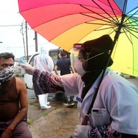 Коронавирус: миллион больных в Индии, два - в Бразилии; Британия смягчит карантин