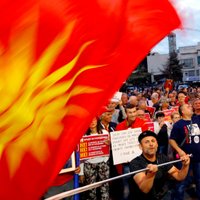 ES apsver aicināt blokā Albāniju un Maķedoniju