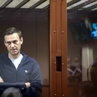 В колонии начался новый суд над Навальным