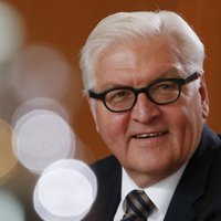 Vācijas valdošā koalīcija atbalsta Šteinmeieru kā nākamo valsts prezidentu