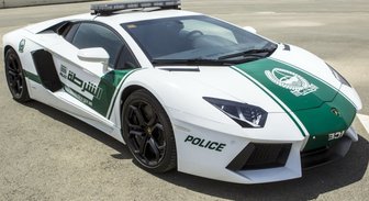 Dubaijas policija patrulēs ar 'Lamborghini' un pirks vēl arī 'Ferrari'