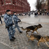 ФОТО: В Москве задержали 31 участника "прогулки оппозиции", а также Дадина