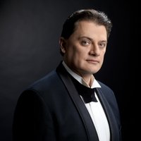 Aleksandrs Antoņenko 'Jūrmalas festivālā' dziedās operas 'Zemnieka gods' koncertuzvedumā