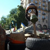 ФОТО: Милиция и коммунальщики покинули Майдан после стычек