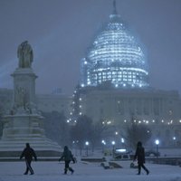 ASV sniega vētrā bojāgājušo skaits sasniedz 25 cilvēkus