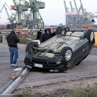 В Италии торнадо разрушил крупнейший сталеплавильный завод Европы