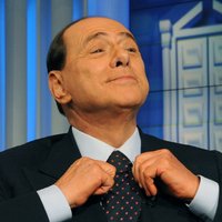 Миланский суд оправдал Берлускони по "делу Руби"
