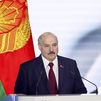 Lukašenko dēls nomaina tēvu Baltkrievijas Olimpiskās komitejas prezidenta amatā