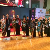 Latvijas sporta deju pāris triumfē Rīgā notiekošajā pasaules čempionātā jauniešiem