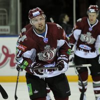 Rīgas 'Dinamo' Habarovskā piedzīvo pirmo zaudējumu KHL Cerības kausa finālā