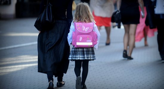 Имеет ли право администрация школы не впускать родителей?