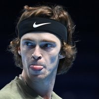 Krievijas tenisists Rubļovs ATP finālturnīrā pieveic Tīmu
