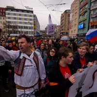 Slovāki protestē pret korupciju valdībā
