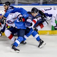 Somijas hokejisti ar uzvaru nostiprinās Košices grupas pirmajā vietā