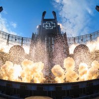 'Rammstein' koncerts dārd tik spēcīgi, ka satricinājis seismometru DESY daļiņu paātrinātājā