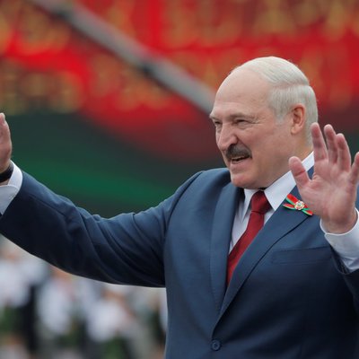 Лукашенко обвинил Москву во лжи и пообещал не допустить революции