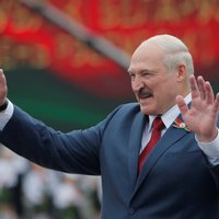 Два участника встречи с Лукашенко в СИЗО КГБ выходят на свободу
