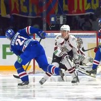 Rīgas 'Dinamo' skaistā spēlē piedzīvo zaudējumu SKA hokejistiem
