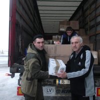 Под Луганск доставили гуманитарную помощь, собранную в Латвии и Эстонии