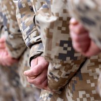 США советуют Латвии вернуть призыв в армию. Пабрикс против: у нас свой путь