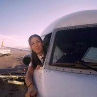 ФОТО: Девушка-пилот из Турции стала героиней соцсетей
